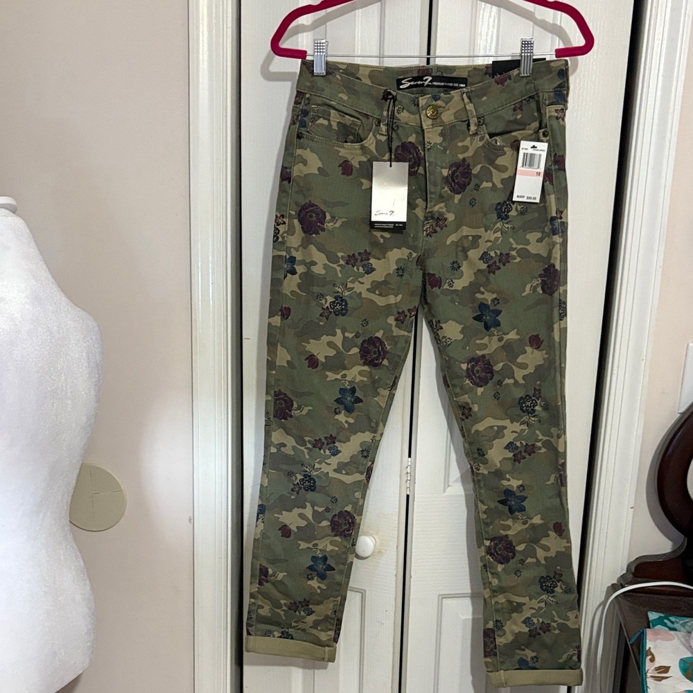 Seven7 Camouflage Floral Ankle Jeans